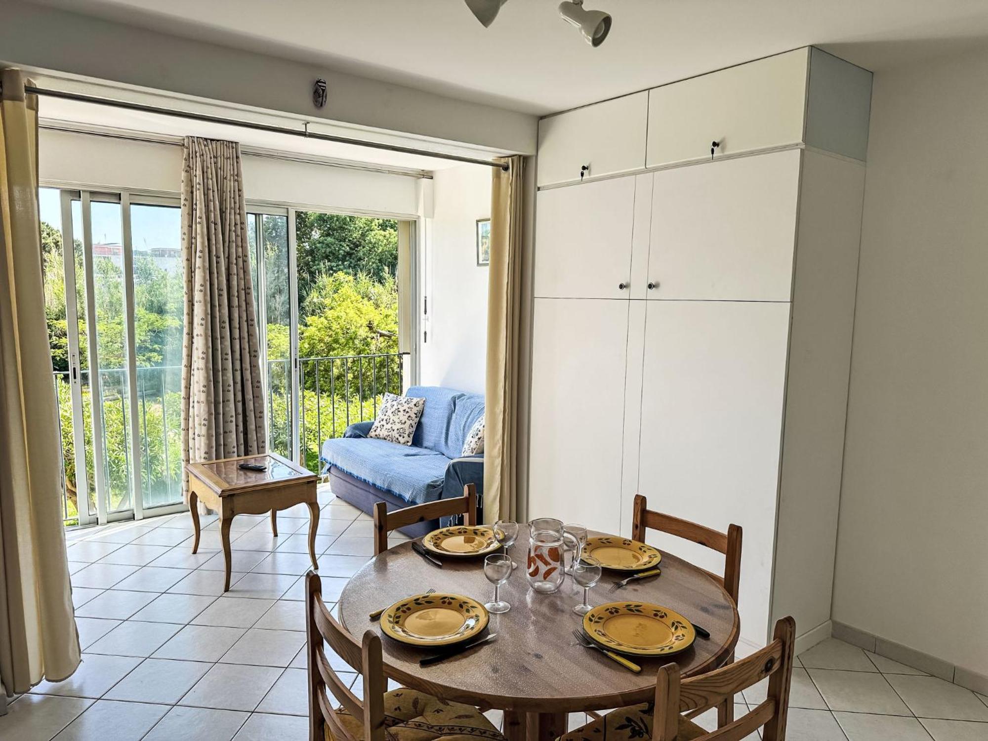 Appartamento Les Roses Lauriers By Interhome *